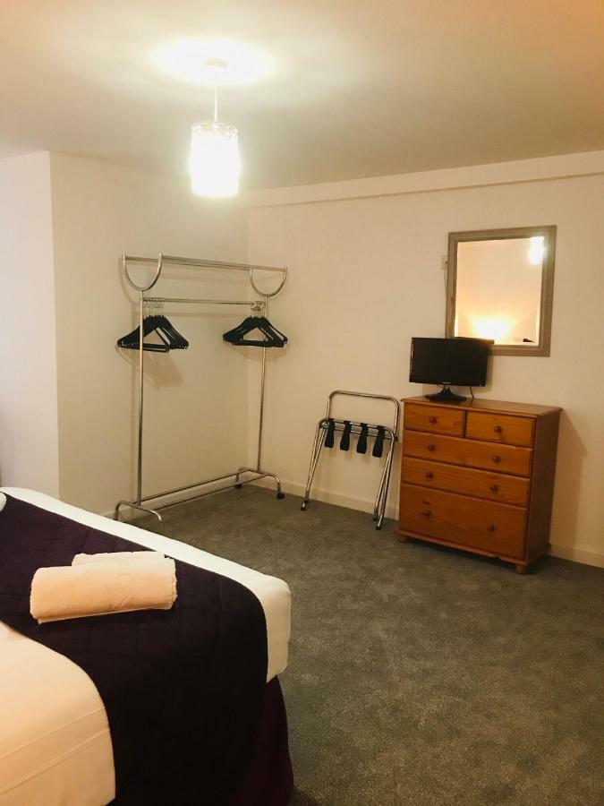 Beautiful Apartment,No 1, With Parking Ilfracombe Exterior foto